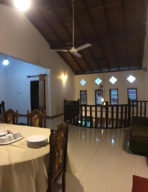 Matara Heritage Home - Local Family Stay